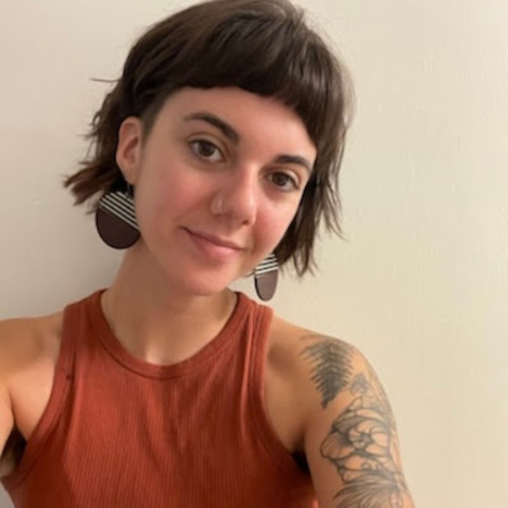 Meet your Posher, Hannah